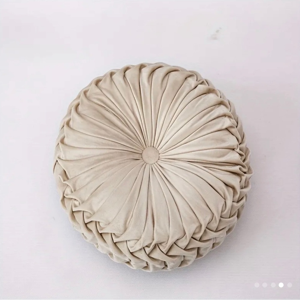 Nib 1pc Solid Color Throw Pillow, 3D Pumpkin Round Velvet Cushion